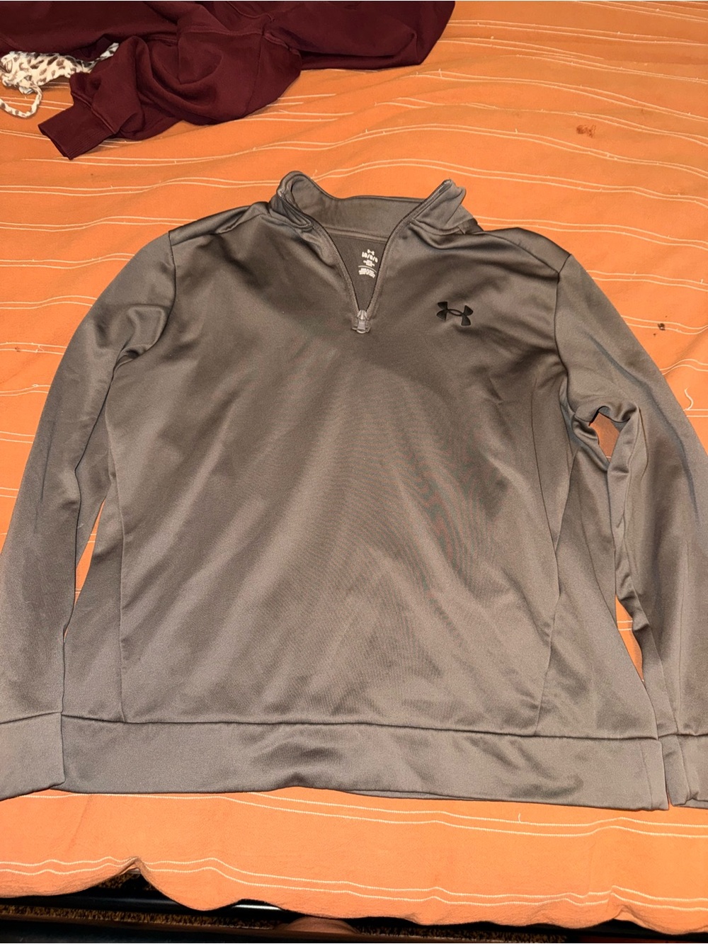 Under armor sweatshirt